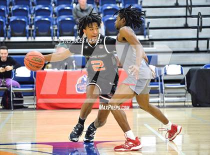 Thumbnail 3 in Skyline Prep vs Albuquerque Academy (Tarkanian Classic) photogallery.