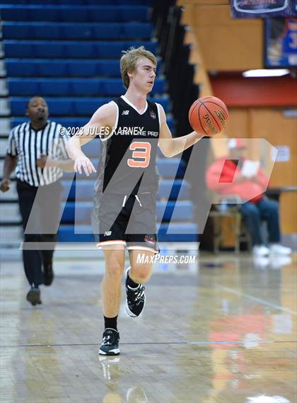 Thumbnail 3 in Skyline Prep vs Albuquerque Academy (Tarkanian Classic) photogallery.