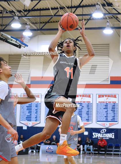 Thumbnail 1 in Skyline Prep vs Albuquerque Academy (Tarkanian Classic) photogallery.
