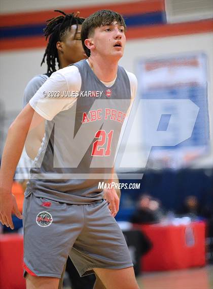 Thumbnail 1 in Skyline Prep vs Albuquerque Academy (Tarkanian Classic) photogallery.