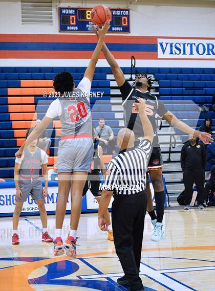 Thumbnail 3 in Skyline Prep vs Albuquerque Academy (Tarkanian Classic) photogallery.