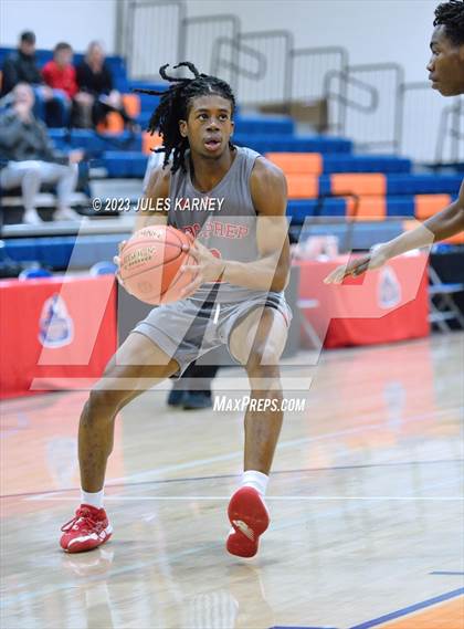Thumbnail 1 in Skyline Prep vs Albuquerque Academy (Tarkanian Classic) photogallery.
