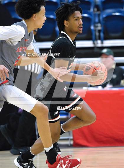 Thumbnail 2 in Skyline Prep vs Albuquerque Academy (Tarkanian Classic) photogallery.