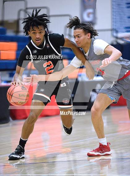 Thumbnail 3 in Skyline Prep vs Albuquerque Academy (Tarkanian Classic) photogallery.