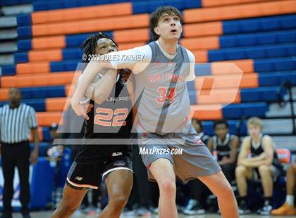 Thumbnail 3 in Skyline Prep vs Albuquerque Academy (Tarkanian Classic) photogallery.