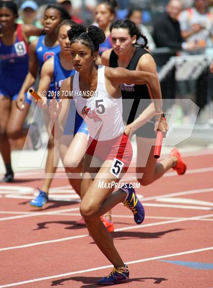 Thumbnail 2 in CHSAA Track and Field Championships (Girls Events) photogallery.