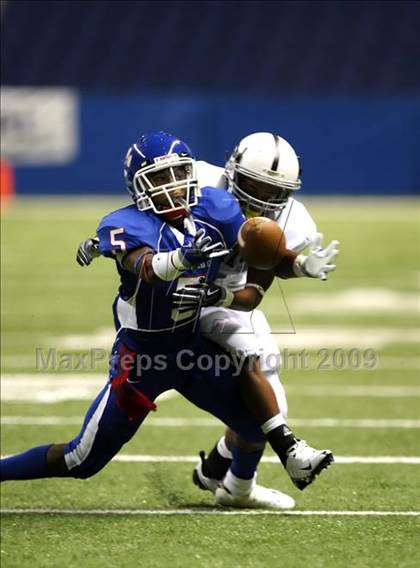 Thumbnail 3 in Permian vs. Duncanville (Texas Football Classic) photogallery.