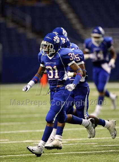 Thumbnail 1 in Permian vs. Duncanville (Texas Football Classic) photogallery.