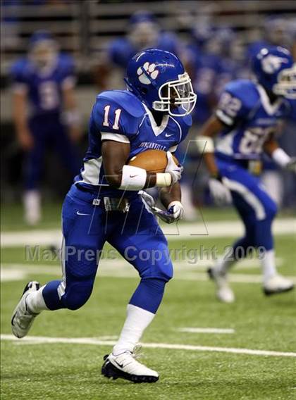 Thumbnail 1 in Permian vs. Duncanville (Texas Football Classic) photogallery.