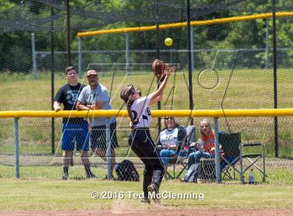 Thumbnail 2 in Magazine vs. Bigelow (AAA 2A -Regional Playoff) photogallery.