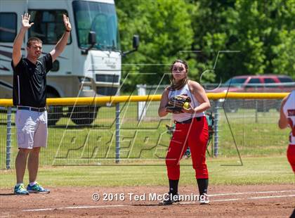 Thumbnail 2 in Magazine vs. Bigelow (AAA 2A -Regional Playoff) photogallery.
