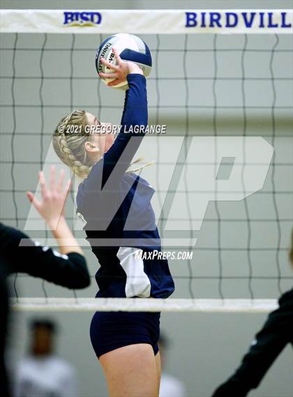 Thumbnail 3 in Plano West vs Keller (UIL 6A Regional Semifinal) photogallery.