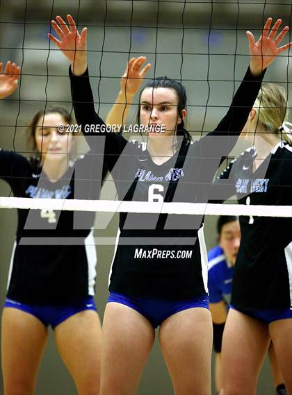 Thumbnail 2 in Plano West vs Keller (UIL 6A Regional Semifinal) photogallery.