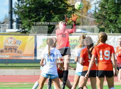 Thumbnail 1 in California vs. Clovis North photogallery.