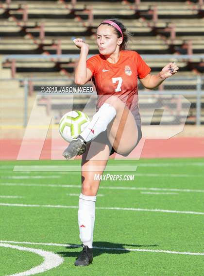 Thumbnail 1 in California vs. Clovis North photogallery.