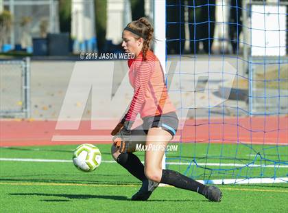 Thumbnail 3 in California vs. Clovis North photogallery.