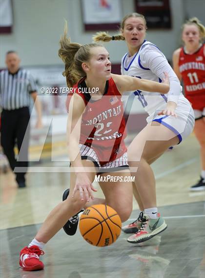 Thumbnail 2 in Mountain Ridge vs. Pleasant Grove (Beetdigger Classic) photogallery.