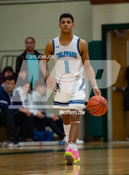 Thumbnail 2 in St. Joseph vs. West Morris Central photogallery.