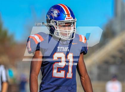 Thumbnail 1 in Rocky Mountain @ Legend (CHSAA 5A 1st Round Playoff) photogallery.