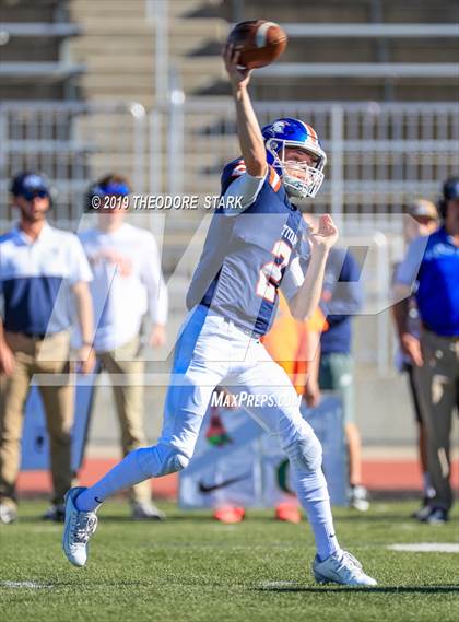 Thumbnail 1 in Rocky Mountain @ Legend (CHSAA 5A 1st Round Playoff) photogallery.