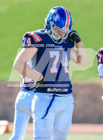 Thumbnail 1 in Rocky Mountain @ Legend (CHSAA 5A 1st Round Playoff) photogallery.