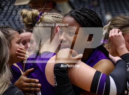 Thumbnail 2 in Neches vs. Harrold (UIL 1A Volleyball Final) photogallery.