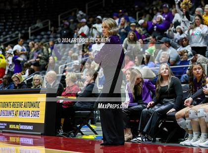 Thumbnail 3 in Neches vs. Harrold (UIL 1A Volleyball Final) photogallery.