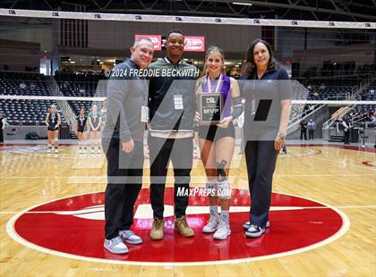 Thumbnail 1 in Neches vs. Harrold (UIL 1A Volleyball Final) photogallery.