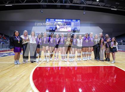 Thumbnail 2 in Neches vs. Harrold (UIL 1A Volleyball Final) photogallery.