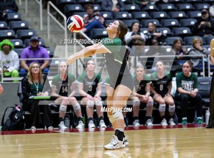 Thumbnail 2 in Neches vs. Harrold (UIL 1A Volleyball Final) photogallery.