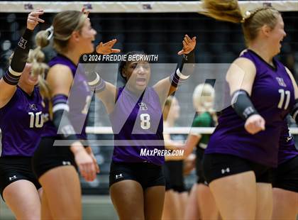 Thumbnail 2 in Neches vs. Harrold (UIL 1A Volleyball Final) photogallery.