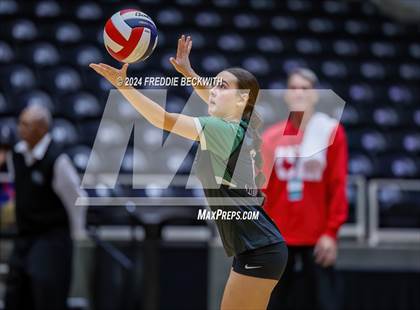 Thumbnail 1 in Neches vs. Harrold (UIL 1A Volleyball Final) photogallery.