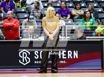 Thumbnail 1 in Neches vs. Harrold (UIL 1A Volleyball Final) photogallery.