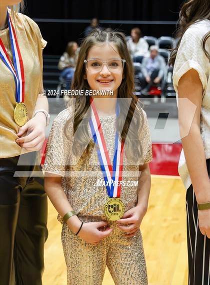 Thumbnail 1 in Neches vs. Harrold (UIL 1A Volleyball Final) photogallery.