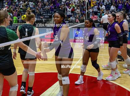 Thumbnail 3 in Neches vs. Harrold (UIL 1A Volleyball Final) photogallery.