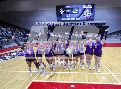 Thumbnail 3 in Neches vs. Harrold (UIL 1A Volleyball Final) photogallery.