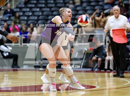 Thumbnail 3 in Neches vs. Harrold (UIL 1A Volleyball Final) photogallery.