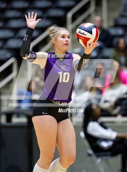 Thumbnail 3 in Neches vs. Harrold (UIL 1A Volleyball Final) photogallery.
