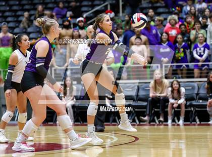 Thumbnail 2 in Neches vs. Harrold (UIL 1A Volleyball Final) photogallery.