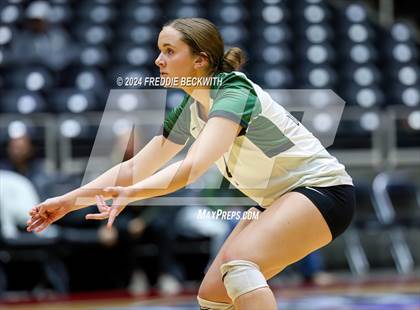 Thumbnail 2 in Neches vs. Harrold (UIL 1A Volleyball Final) photogallery.