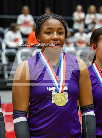 Thumbnail 3 in Neches vs. Harrold (UIL 1A Volleyball Final) photogallery.