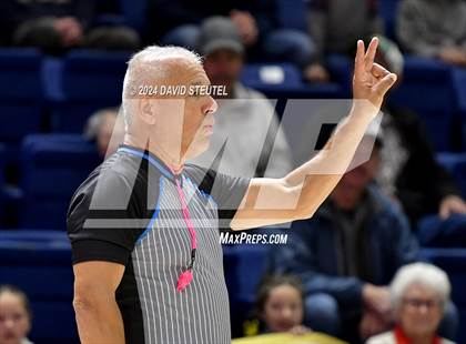 Thumbnail 2 in Sacramento Adventist vs. Faith Christian (CIF SJS D6 Final) photogallery.
