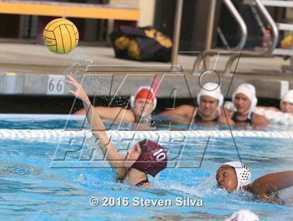 Thumbnail 3 in La Serna @ Bishop's photogallery.