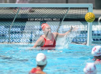 Thumbnail 2 in Bishop's vs. Cathedral Catholic (CIF SDS Open Division Semifinal) photogallery.
