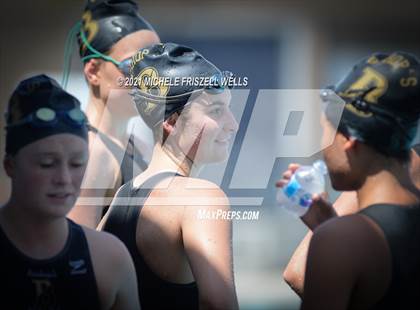 Thumbnail 1 in Bishop's vs. Cathedral Catholic (CIF SDS Open Division Semifinal) photogallery.