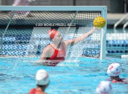 Thumbnail 3 in Bishop's vs. Cathedral Catholic (CIF SDS Open Division Semifinal) photogallery.