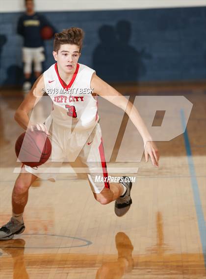 Thumbnail 2 in Jefferson City vs Union (Central Bank Shootout) photogallery.