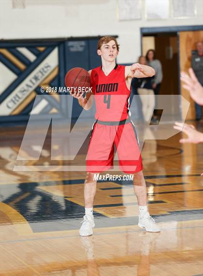 Thumbnail 3 in Jefferson City vs Union (Central Bank Shootout) photogallery.