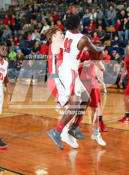 Thumbnail 2 in Jefferson City vs Union (Central Bank Shootout) photogallery.