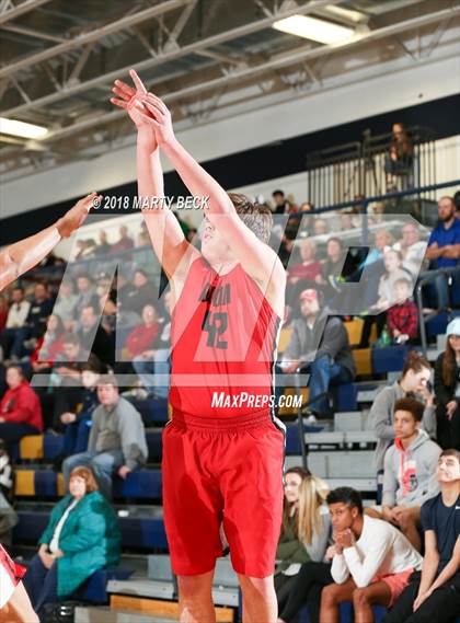 Thumbnail 2 in Jefferson City vs Union (Central Bank Shootout) photogallery.
